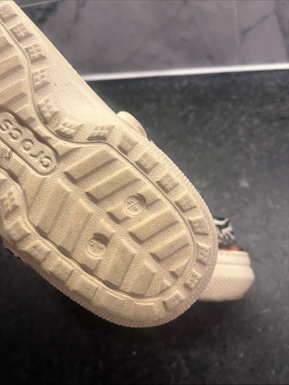 Ladies Cream Clog Shoes with Faux-Fur Lining - Picture 6 of 7